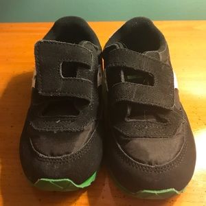 Never worn Saucony Baby Jazz Sneakers. Toddler 8.5